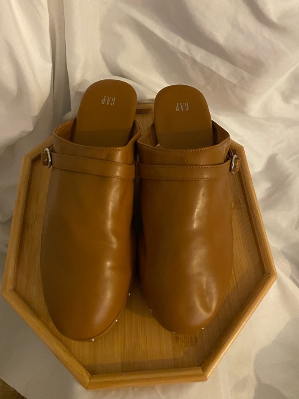 GAP Women's Cognac Leather Slide Clogs